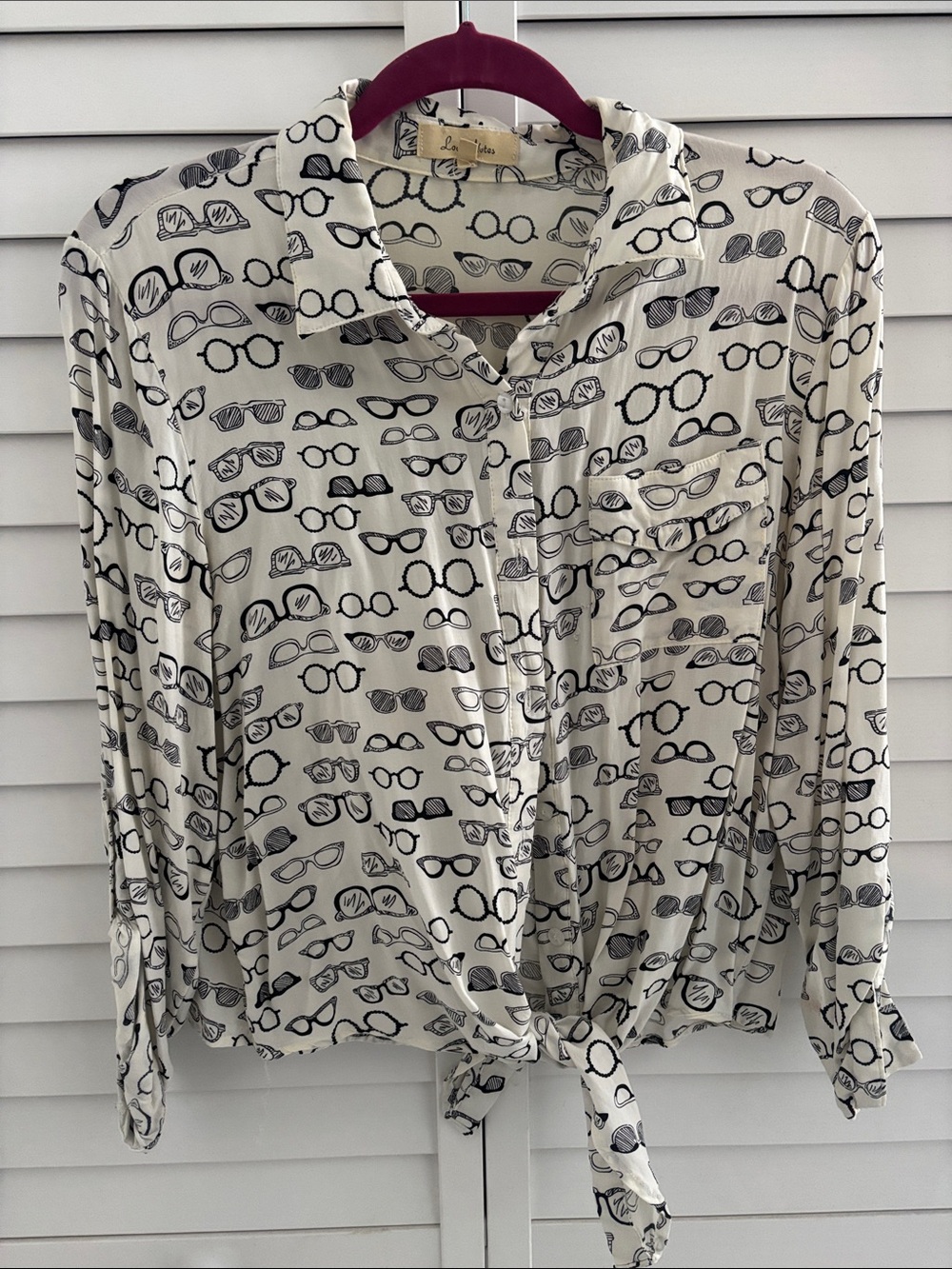 Women’s Cream Button-Front Tie-Hem Blouse with Sunglasses Print